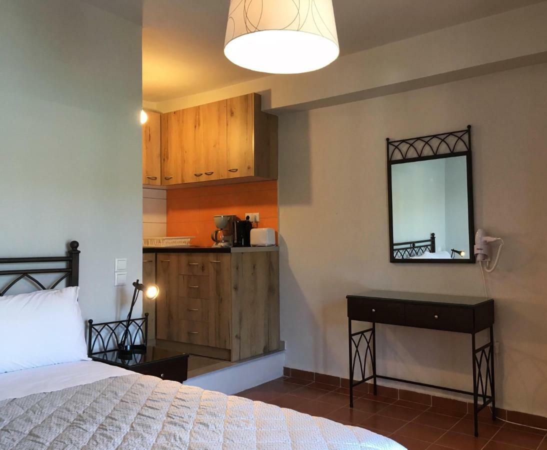 White House Apartment Lakka  Ngoại thất bức ảnh